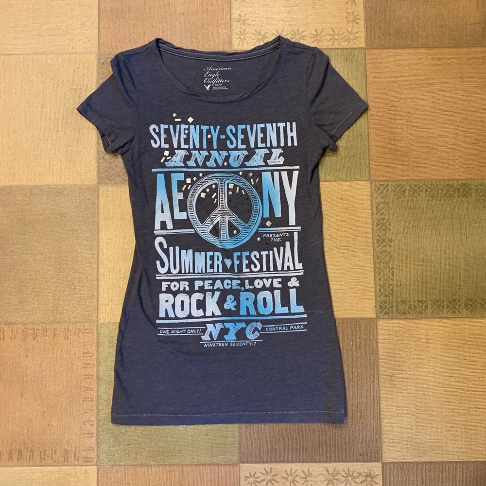 Gray AE T-shirt